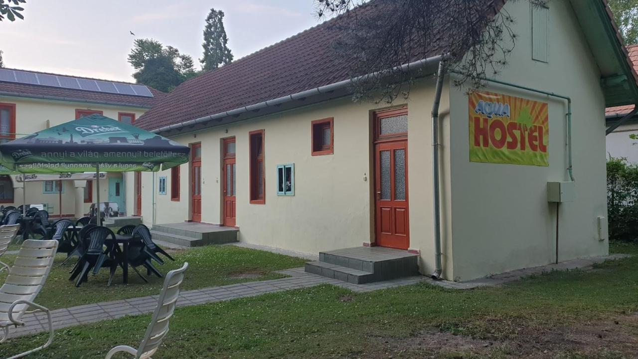 Aqua Hostel Siófok Exterior foto